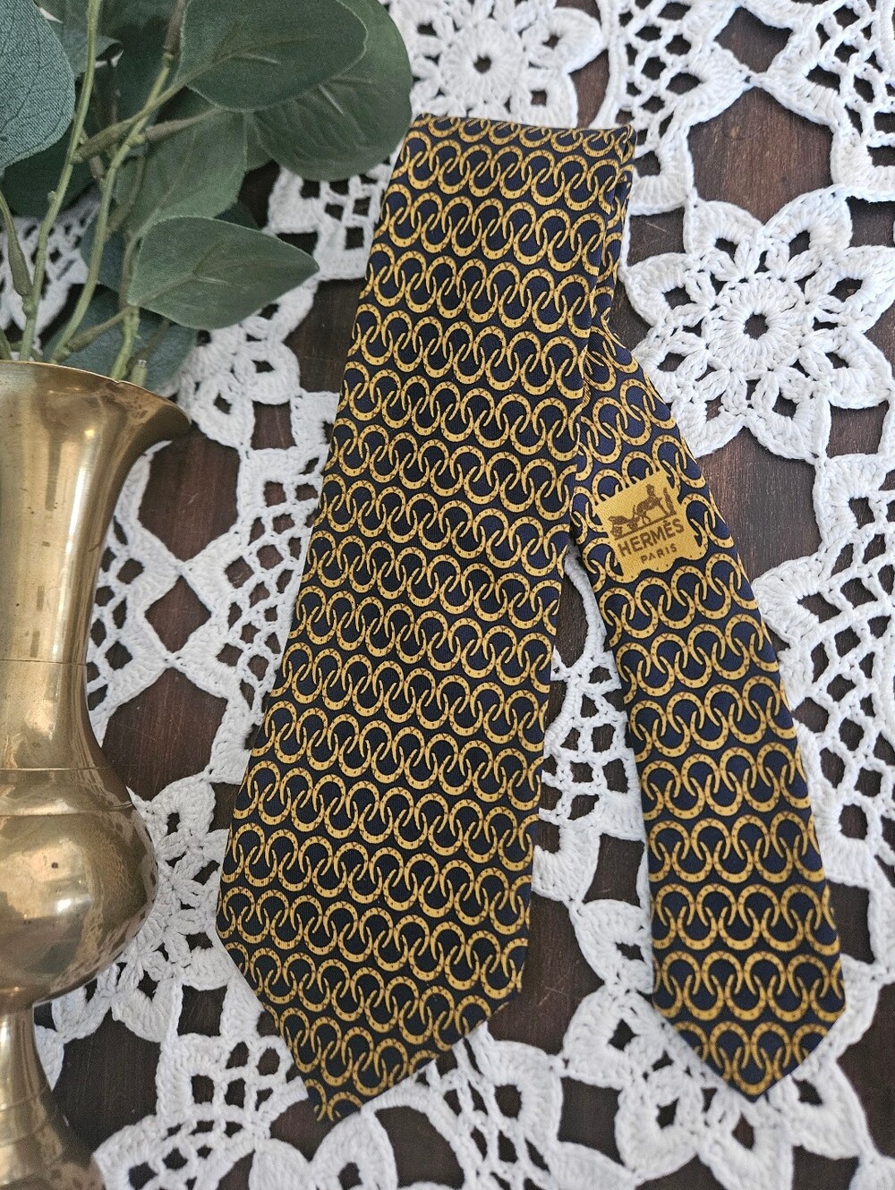 VTG Hermès Paris 100% Silk Tie 494 HA Navy Gold Horseshoe Link Retro Luxury
